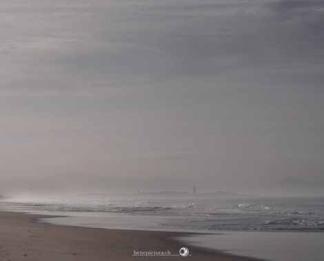 005_Beach, Drei Monate, Fog, Ocean, Spain, Surfing, Tarifa, threemonthsagypsy, Waves